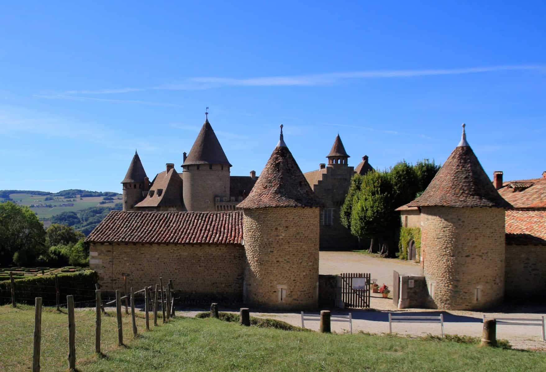 santiag cloutée
